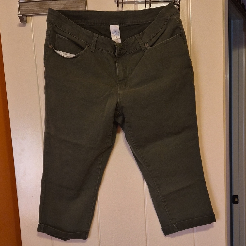 Time and Tru Dark Green Pants